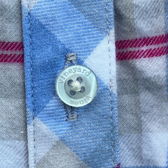Vineyard Vines Plaid Button Shirt Size 2 - Picture 8 of 11